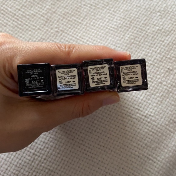 NEW NARS Lip lacquer in 4 shades - Picture 2 of 2